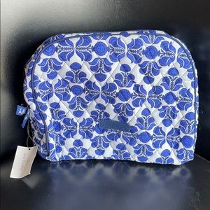 Vera Bradley Large Zip Cosmetic bag